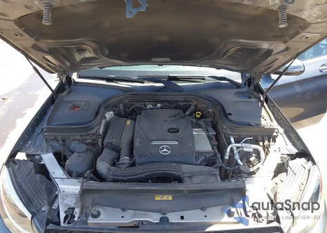 2018 Mercedes-Benz Glc 300 from USA, damaged, VIN WDC0G4JBXJV101080